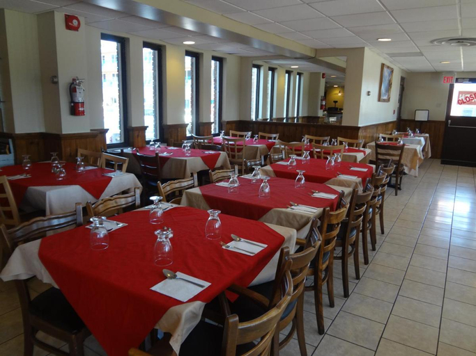 Food & Drinks, Empress Inn & Suites, Niagara