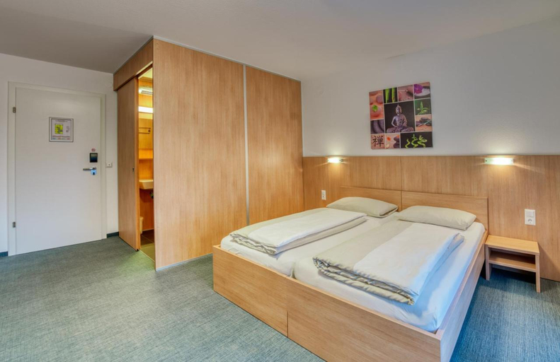 Bedroom 2, Motel Hohenems, Dornbirn
