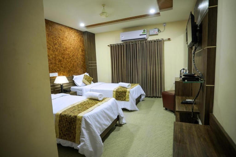 Bedroom 2, Hotel Shams Inn, Ernakulam