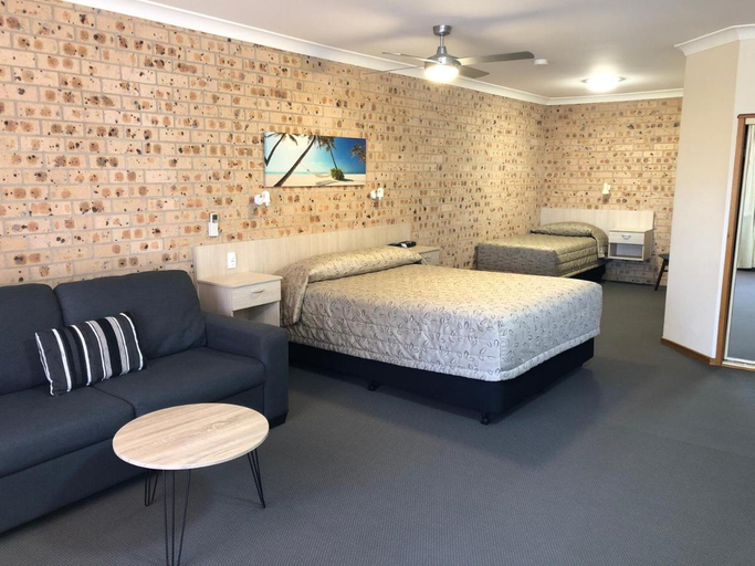 Bedroom 3, Cardiff - Motor Inn, Lake Macquarie - North