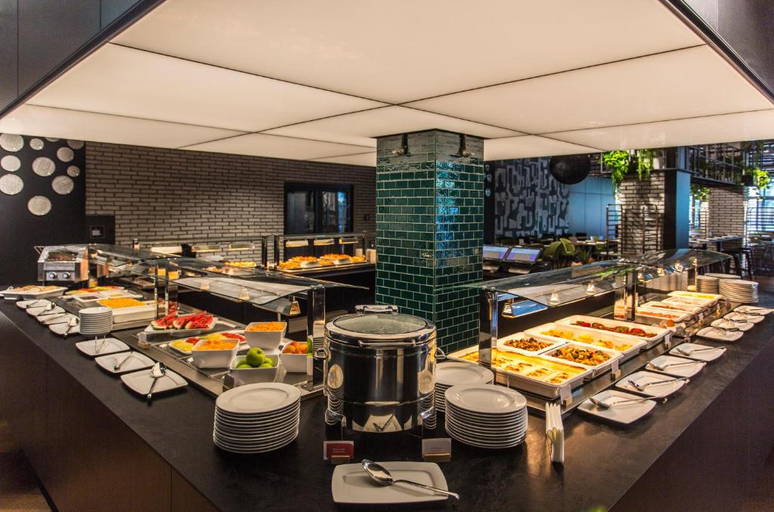 Food & Drinks 5, Hilton Garden Inn Zagreb Radnicka, Zagreb