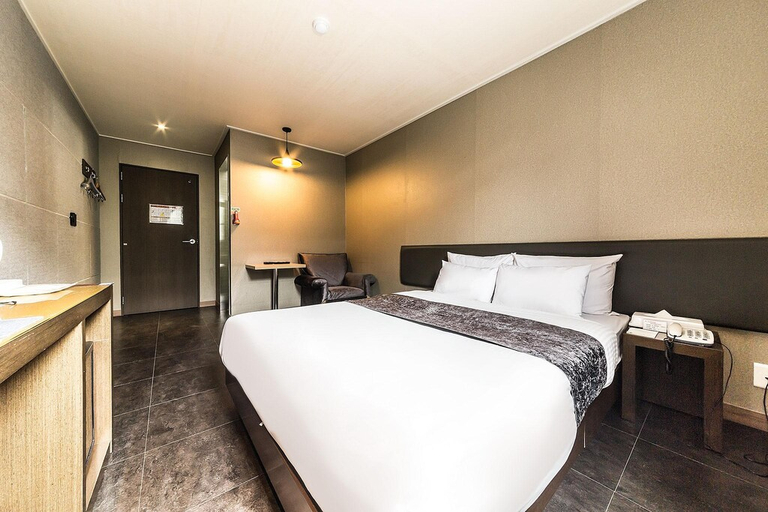 Bedroom 2, Line Plus Hotel, Gimpo