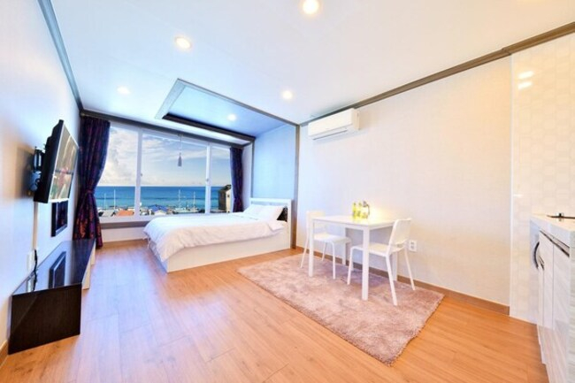 Bedroom 2, O2 House Pension, Goseong