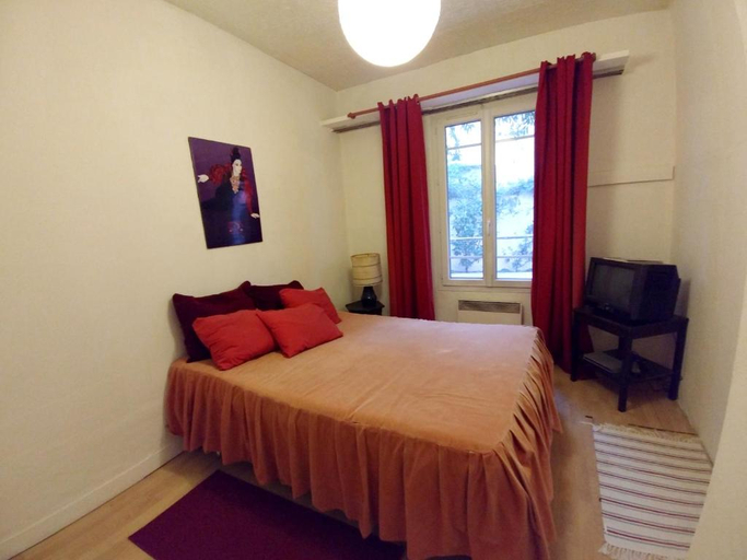 Bedroom 5, Maison confortable a Montreuil avec jardin cloture, Seine-Saint-Denis
