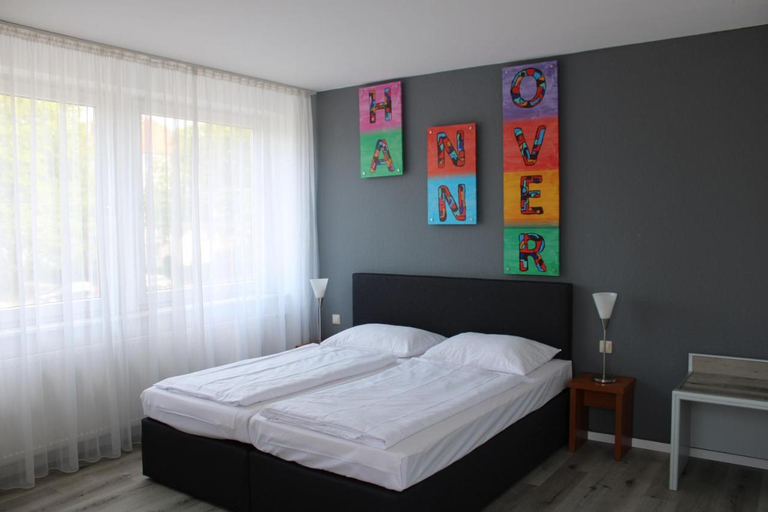 Bedroom 3, Plaza Inn Hannover City Nord, Region Hannover