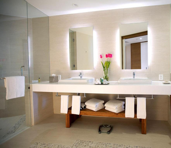 Bathroom 5, The Hacienda at Krystal Grand Puerto Vallarta, Puerto Vallarta