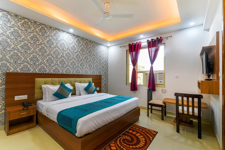 Bedroom 3, Hotel Urban Tree near Delhi Airport, Delhi
