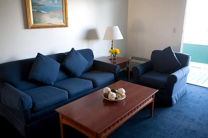 Others 4, Coral Reef Inn & Condo Suites, Alameda