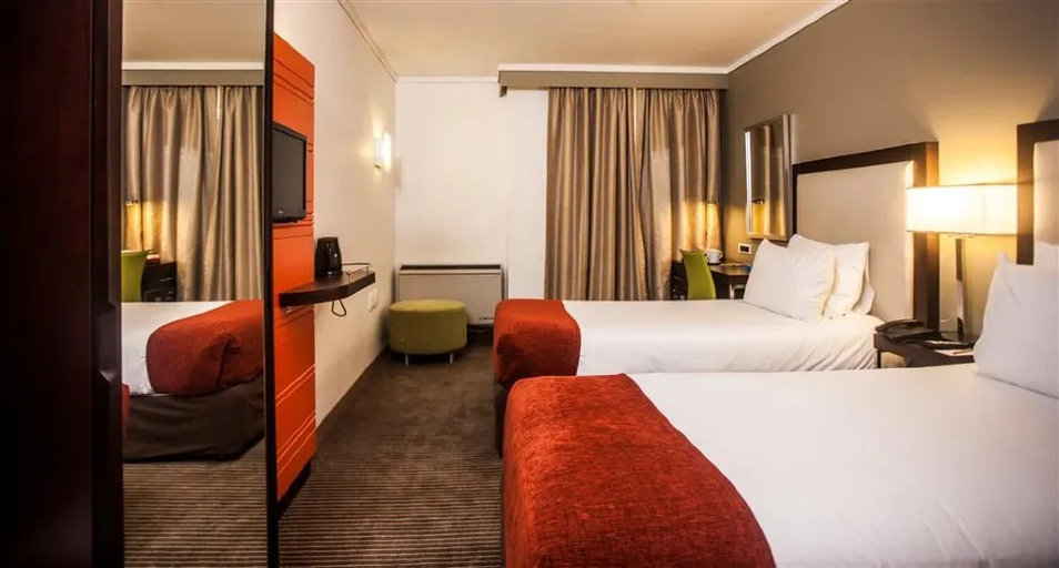 Bedroom, Stayeasy Eastgate, City of Johannesburg