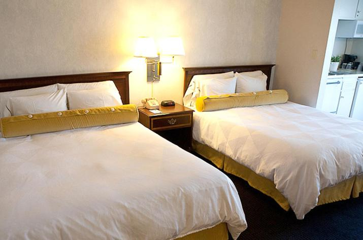 Others 2, Coral Reef Inn & Condo Suites, Alameda