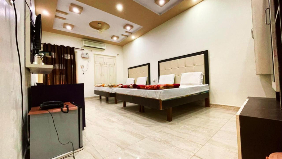 Bedroom 4, Hotel Prabhat Palace, Kota