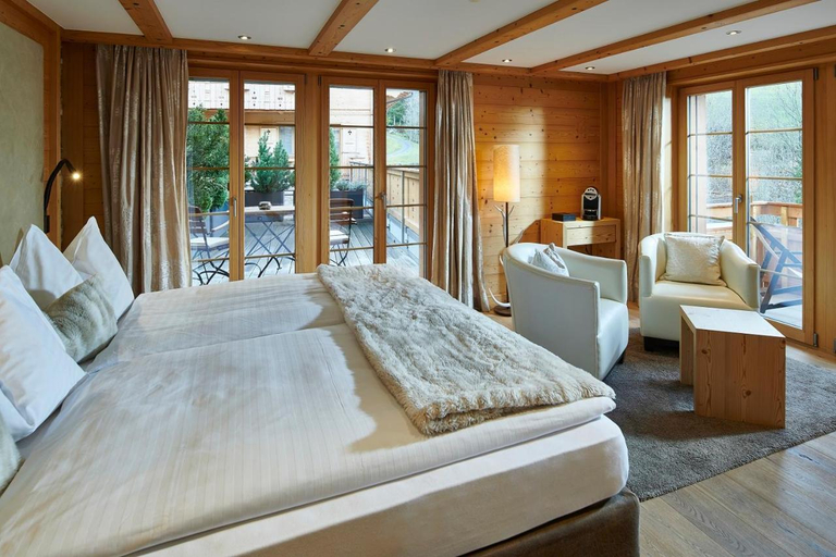 Bedroom 3, Hotel Aspen, Interlaken