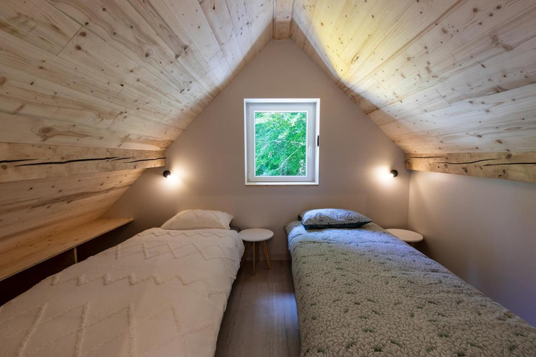 Bedroom 2, Gîte La Résilience, sur la piste de ski d'Autrans, Isère