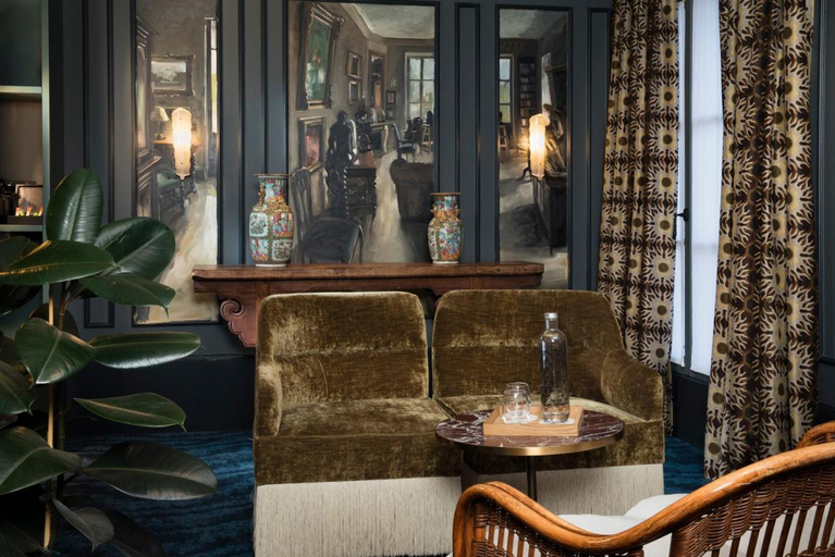 Others 5, Hotel Monte Cristo Paris, Paris
