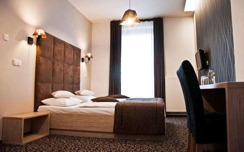 Bedroom 3, Hotel Vis A Vis, Oleśnica