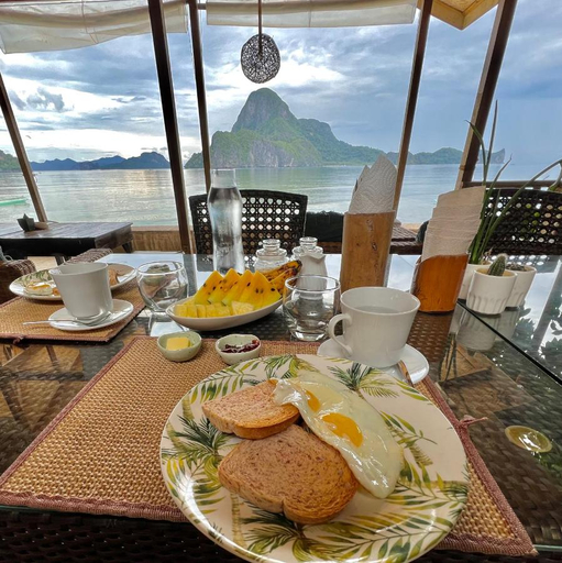 Food & Drinks 5, Golden Monkey Beach Hotel, El Nido