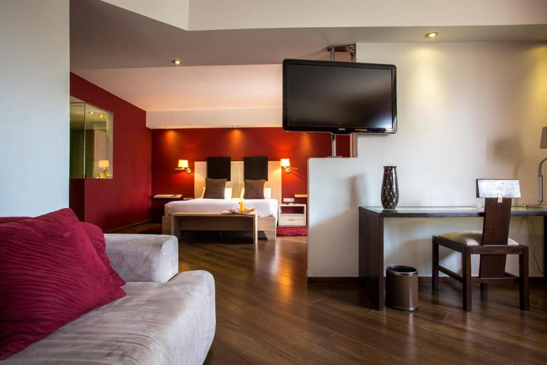 Others 5, Café de Rome Business Hotel, Dakar