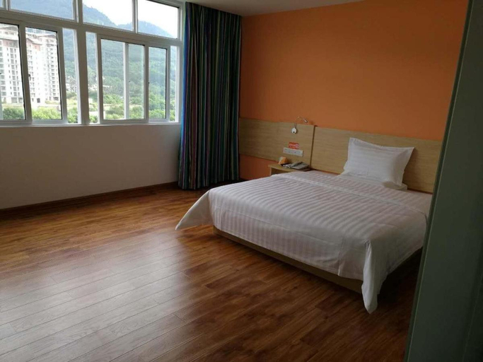 Bedroom 4, riverside holiday hotel, Hainan