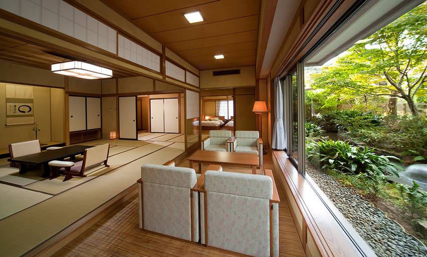 Others 4, Inn Seiryuso, Shimoda