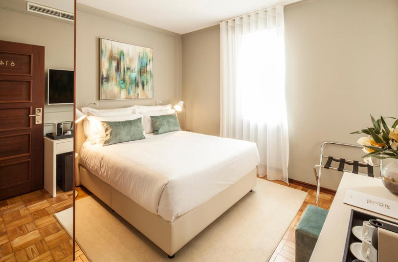 Bedroom 3, Luzeiros Suites, Lisbon