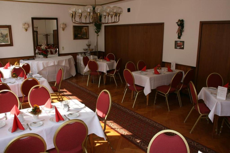 Food & Drinks 4, Hotel Diening, Essen