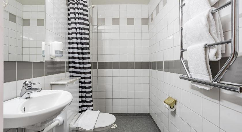 Bathroom 5, Hotell Älvsjö, Stockholm
