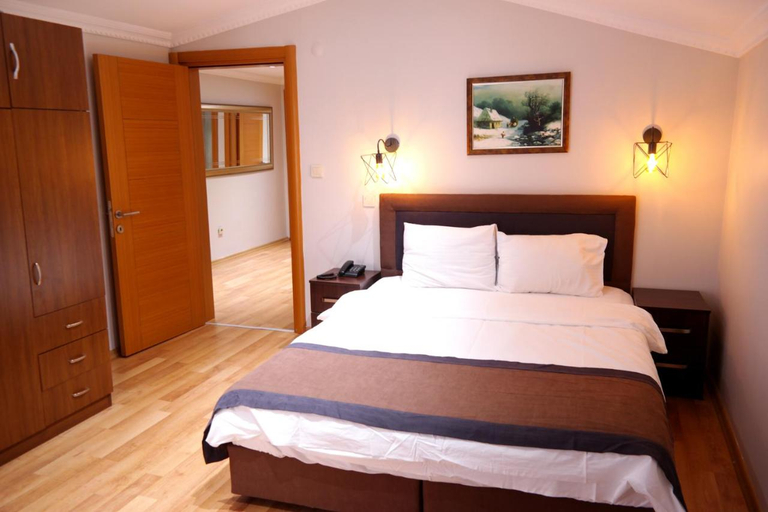 Bedroom 3, Sheriff Residence, Beyoğlu