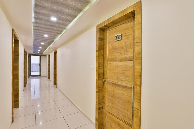 Others 3, hotel suncity, Gandhinagar