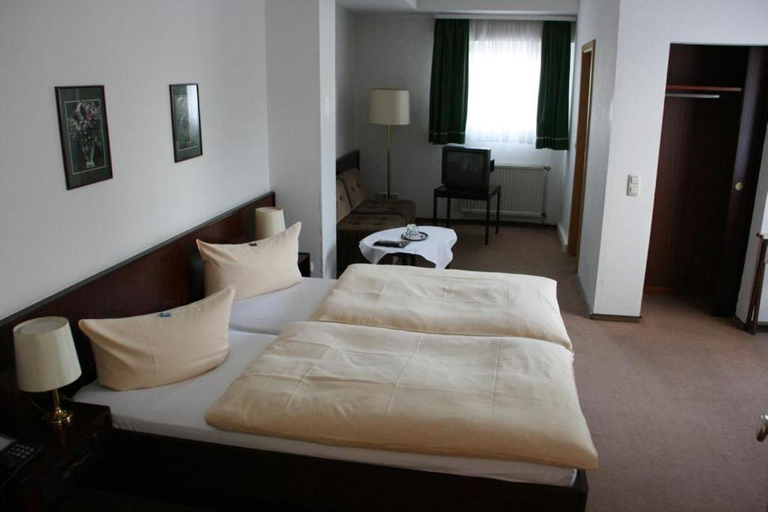 Bedroom 5, Hotel Diening, Essen