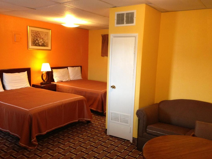 Bedroom 3, Red Carpet Inn Niagara Falls, Niagara
