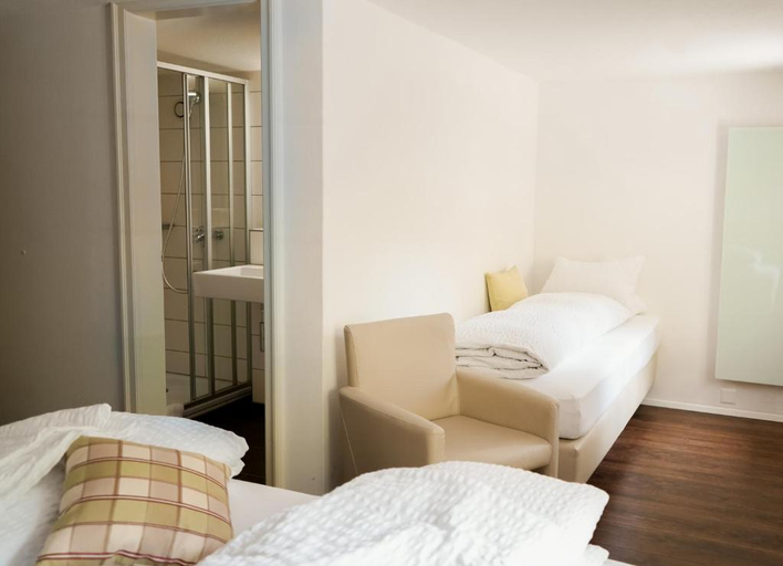 Bedroom 2, Seehotel Baumgarten Boutique Bed & Breakfast, Luzern