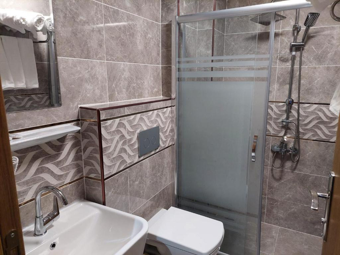 Bathroom 4, Beyaz Inci Otel, Merkez