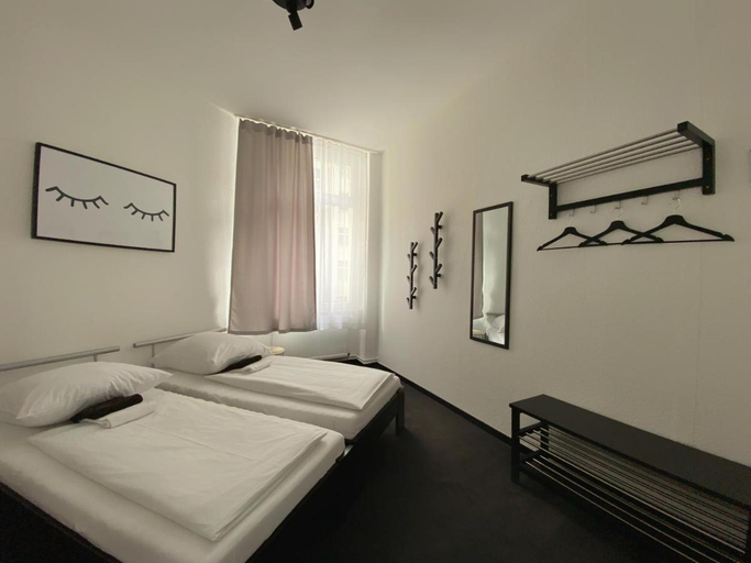 Bedroom 2, Intervarko, Berlin