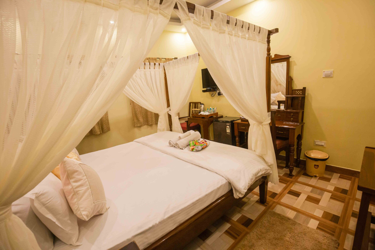 Bedroom 4, Hotel Cecil, Kolkata