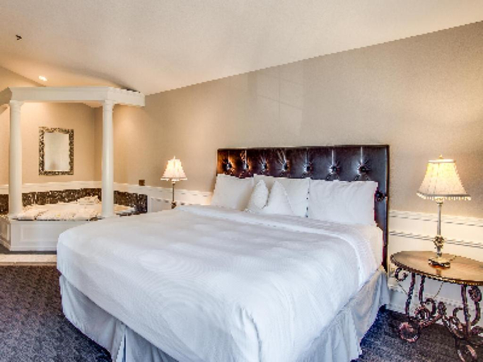 Bedroom, Leavenworth Village Inn, Chelan