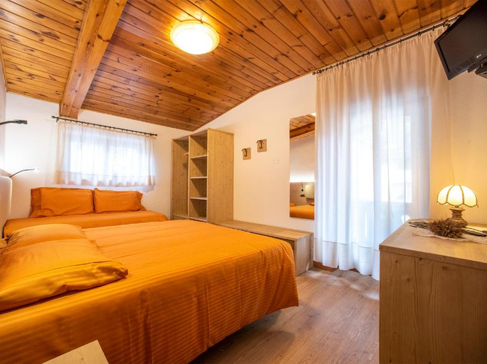 Bedroom 4, Hotel Adriana, Savona