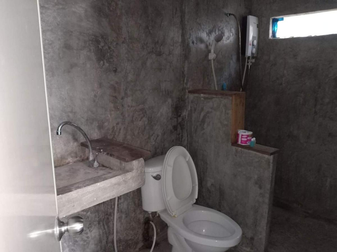 Bathroom, Patoo, K. Ko Chang