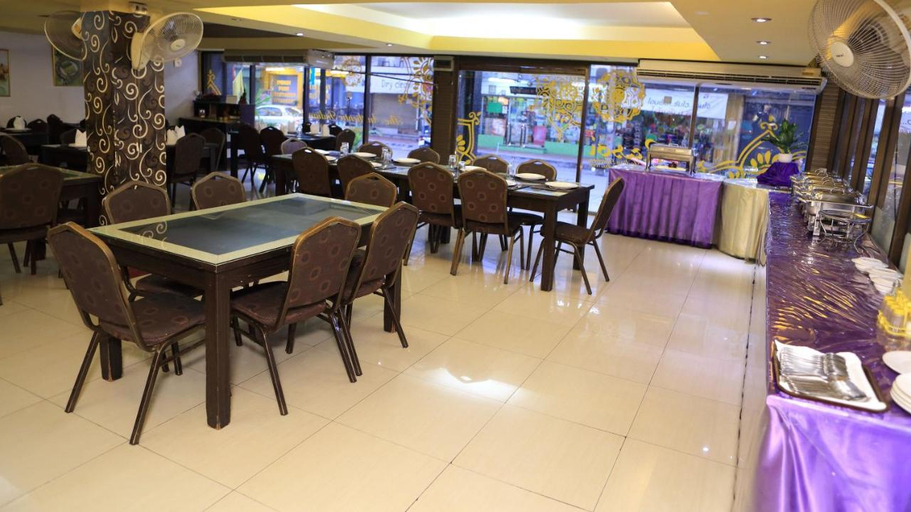 Food & Drinks 5, The Room Hotel, Muang Nakhon Phanom
