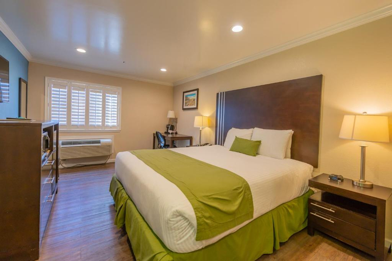 Bedroom 3, Ocean Pacific Lodge, Santa Cruz