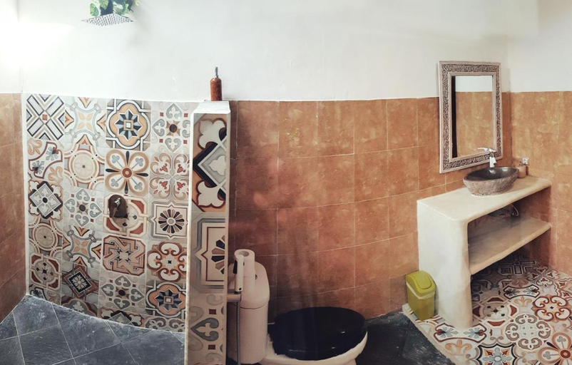Bathroom 4, Havana Hideaway, Lombok