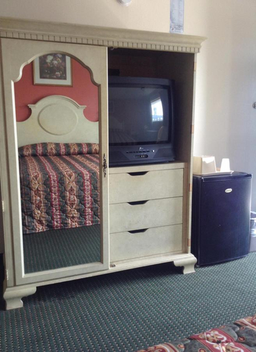 Bedroom 2, New Orleans Inn, Orleans