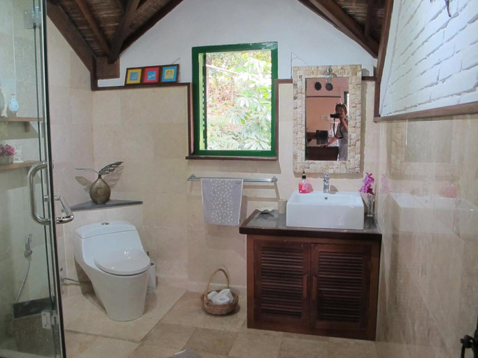 Bathroom, The Papas Villas, Gianyar