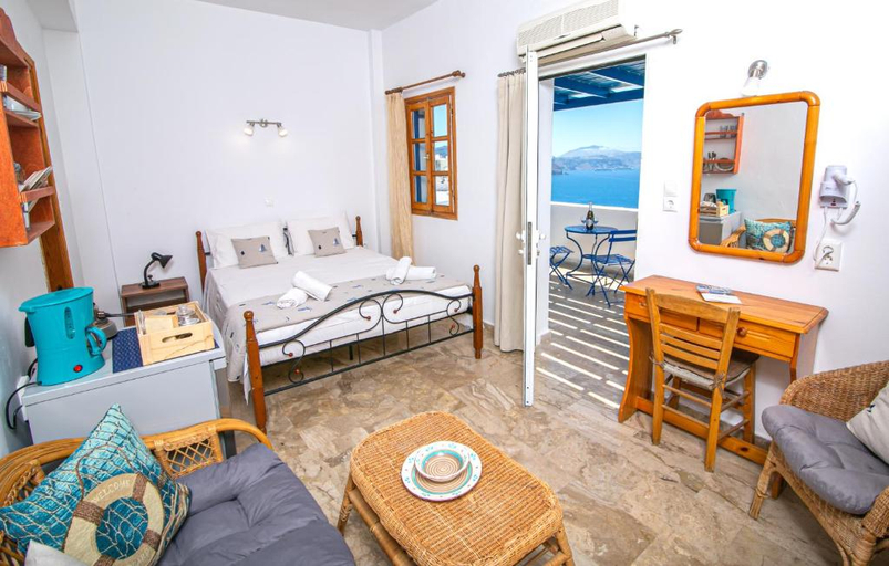 Bedroom 2, Stelios Rooms Golden View, South Aegean