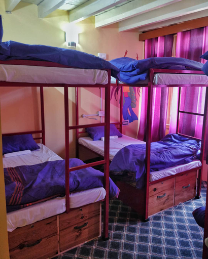 Bedroom, Rovers Den Hostel, Leh