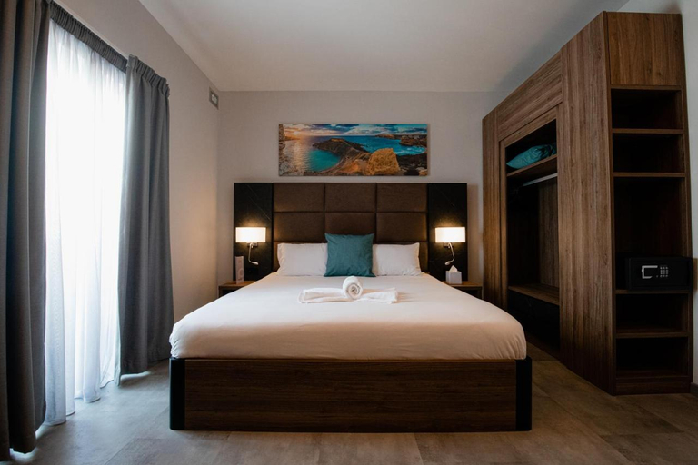 Bedroom 2, Pebbles Resort, Saint Paul's Bay