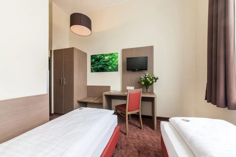 Bedroom 2, Hotel Furstenhof, Ostallgäu