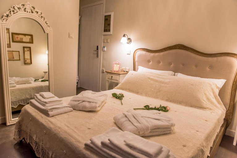 Bedroom 2, Kyria Boutique House, Attica