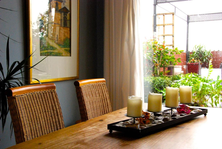 Others 4, Blaine's: A B&B and private dining...., Amsterdam