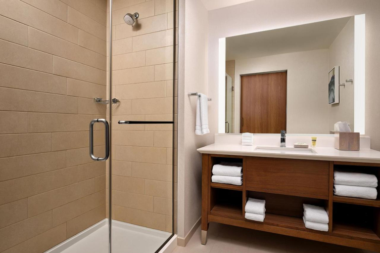 Bathroom 4, Element by Marriott Anaheim Resort Convention Center, Orange
