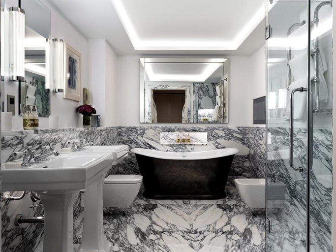 Bathroom, Ham Yard Hotel Firmdale Hotels, London